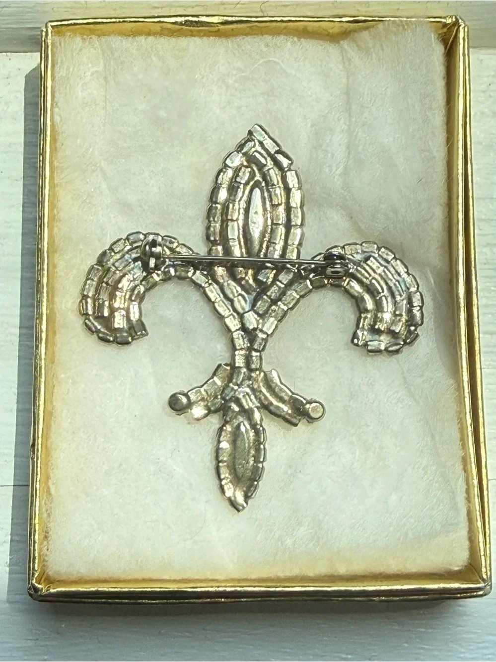 Vintage Rhinestone Fleur de Lis Brooch